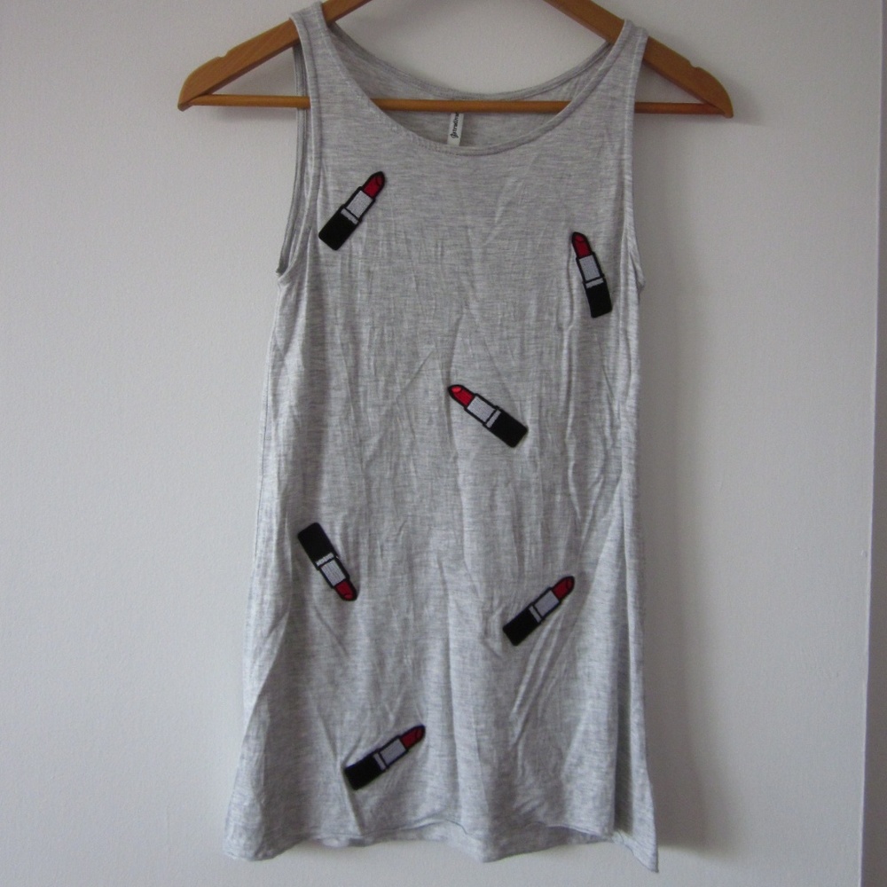 Stradivarius - Grey Tank Top with Lipsticks